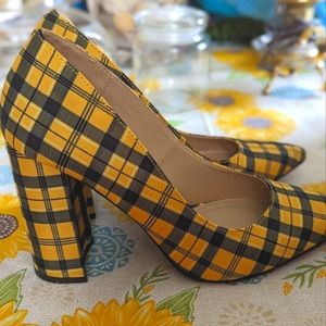 Just Fab Yellow and Black Plaid Heels Size 8.5